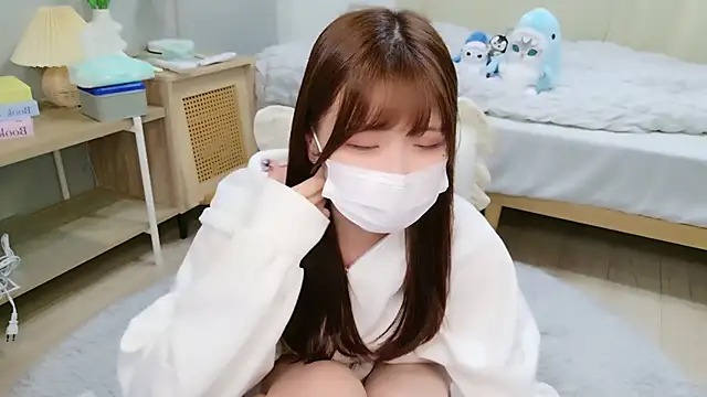 Sayuringo  online show from October 12, 3:47 pm