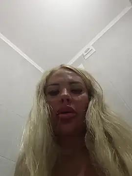 Lika8234 online show from May 21, 5:11 pm