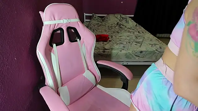 Lika8234 online show from April 7, 7:16 pm