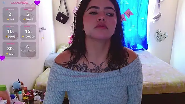 Snapshot of _luna_torres chatting on September 21, 5:22 pm  luna torres online show from September 21, 5:22 pm