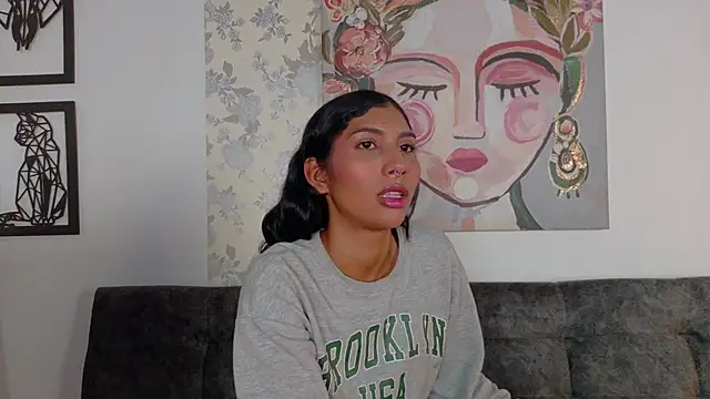 Snapshot of taty_miller chatting on September 22, 8:18 pm taty miller online show from September 22, 8:18 pm