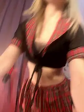 SweetCupcaks online show from January 11, 5:29 pm