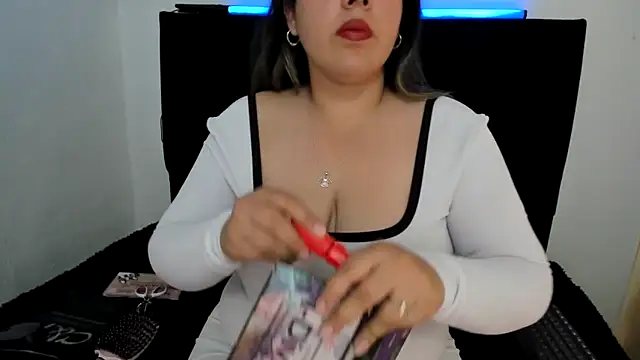 LinaBrowm online show from May 18, 8:04 pm
