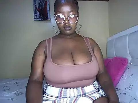 Snapshot of Sparkles_J chatting on September 24, 3:05 am Sparkles J online show from September 24, 3:05 am