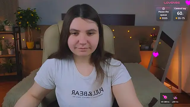 Viola  Shy online show from May 21, 9:57 pm