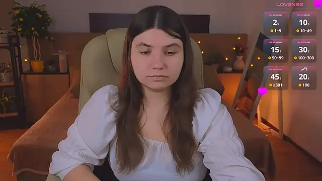 Viola  Shy online show from July 5, 8:03 pm