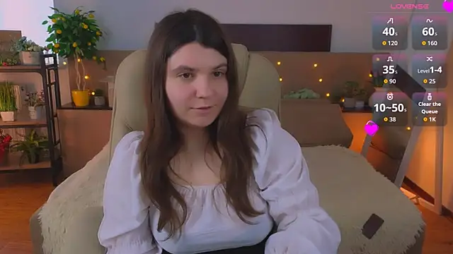 Viola  Shy online show from May 18, 4:07 am
