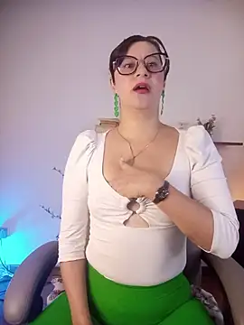 Chanelll Taylorr  online show from May 14, 1:50 pm