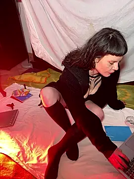 OniricFemme online show from January 6, 10:35 pm