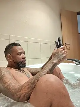 3prettyboy3 online show from October 18, 6:05 am