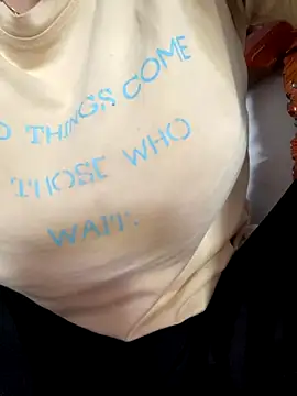 Milk Mom99 online show from October 7, 1:32 am