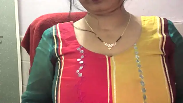 Sapna choudhary1 online show from January 8, 4:49 am