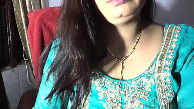 Sapna choudhary1 online show from June 3, 8:03 pm