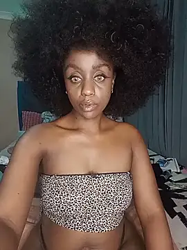 Queen-Chocolate online show from May 18, 4:07 am
