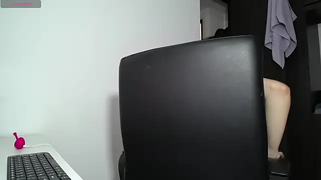 venelope1 online show from April 3, 2:09 am