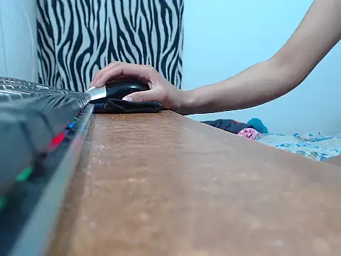 home vlak online show from May 19, 1:56 am