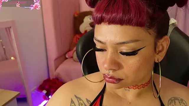 zoesullivan online show from May 22, 10:13 am