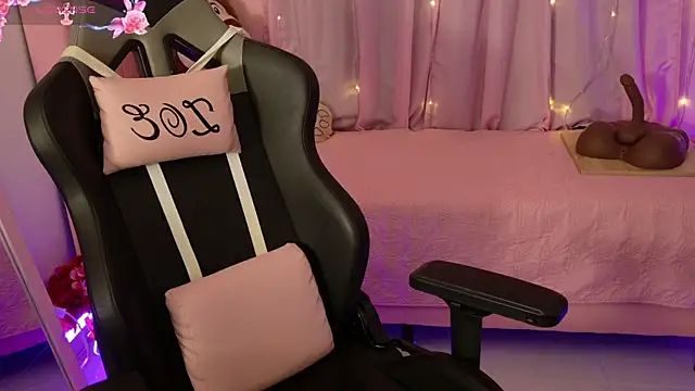 zoesullivan online show from March 28, 10:59 am