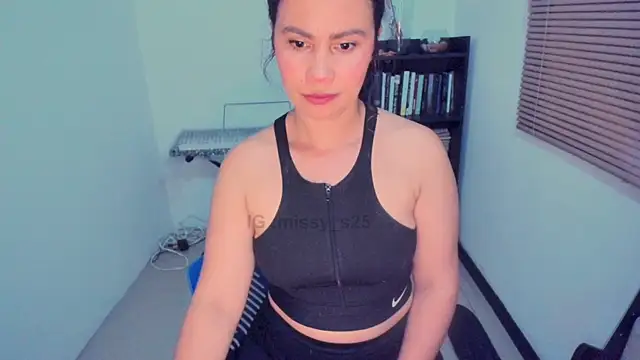 gigi stephans online show from May 14, 2:06 am