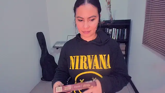 gigi stephans online show from May 5, 1:41 am