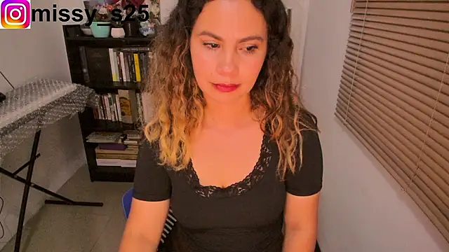 gigi stephans online show from February 14, 3:19 am