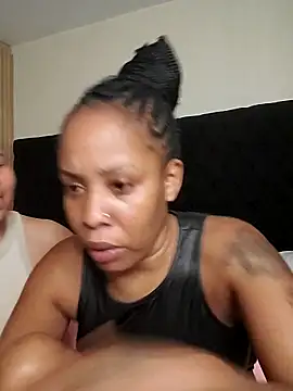 R-thequeen online show from May 20, 10:29 pm