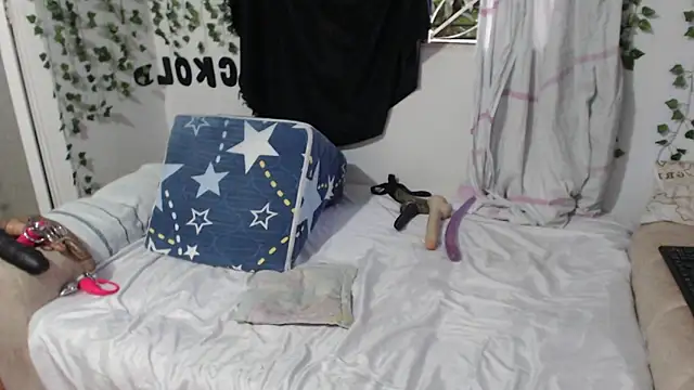 parejasexxi online show from May 23, 9:57 pm