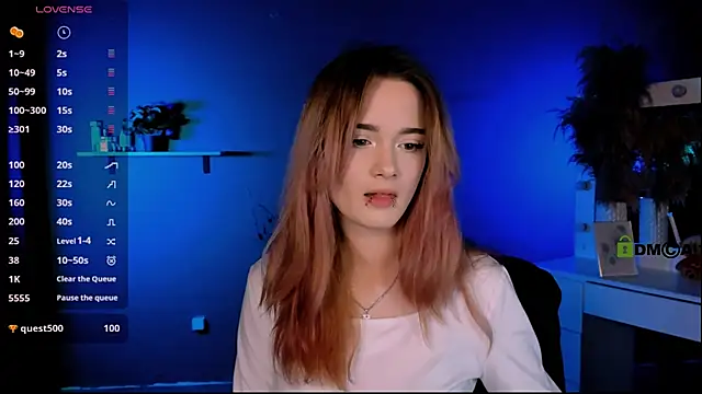 liana kisses online show from October 9, 7:29 pm