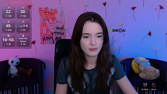 liana kisses online show from May 25, 7:13 pm