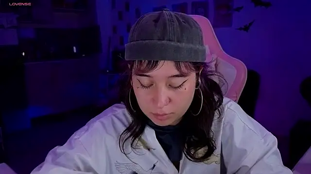Celeste Bauman online show from May 8, 12:47 am