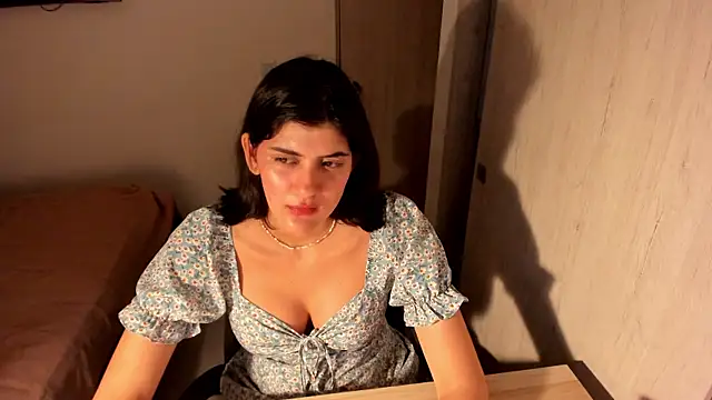 misstoya online show from May 15, 2:38 am