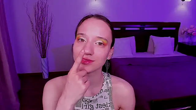 StaceySunny online show from May 22, 5:44 pm