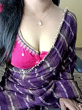 Lusty-couplee online show from April 18, 7:07 pm