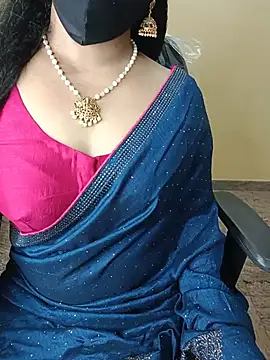 Lusty-couplee online show from May 20, 5:15 am