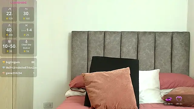 karina lewis  online show from May 23, 5:39 am