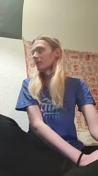 kitty-emz online show from March 2, 1:27 am