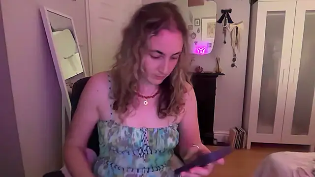 Littlelolo60 online show from June 27, 9:54 pm