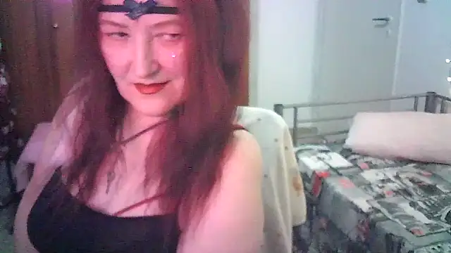 SabrinaXlovess online show from May 25, 6:18 pm