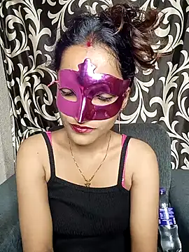 REVA DARLING online show from May 8, 2:42 pm