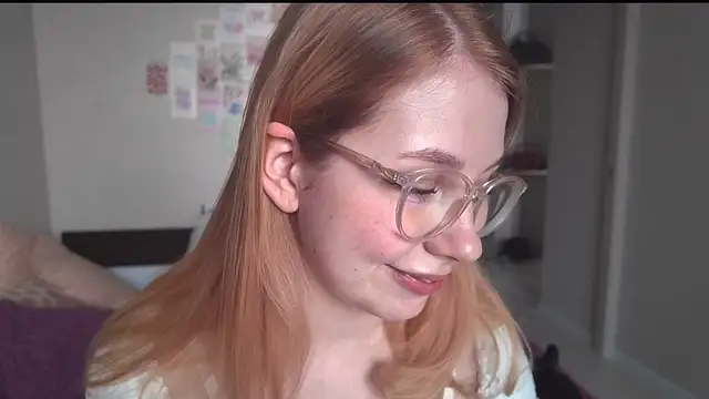 HoneyAudrey online show from January 9, 3:22 am