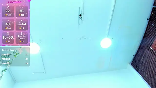 Hannah Miller   online show from November 20, 5:47 pm