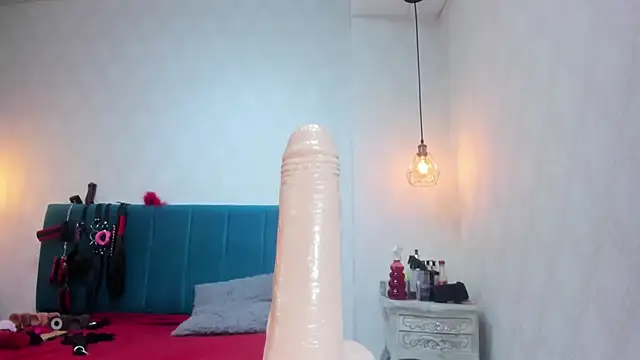 selenablairx online show from May 11, 4:47 am