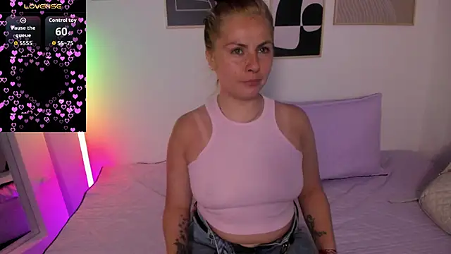 brandy sweet  online show from October 16, 3:14 pm