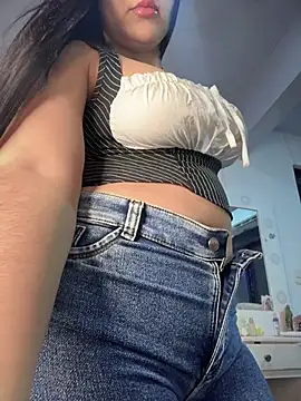 Sarahballiston  online show from March 31, 12:43 am