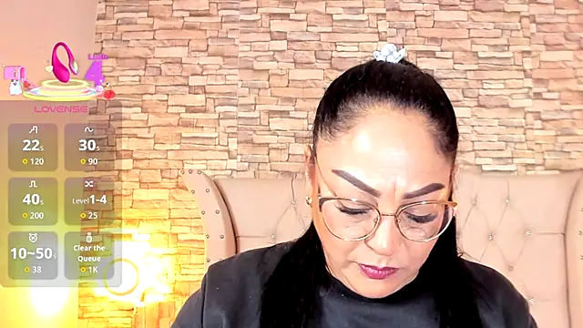 Snapshot of Gina_Myers chatting on September 11, 1:33 pm Gina Myers online show from September 11, 1:33 pm
