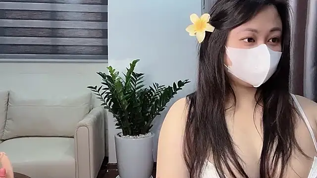 Bamboo Swetie online show from April 7, 9:22 am