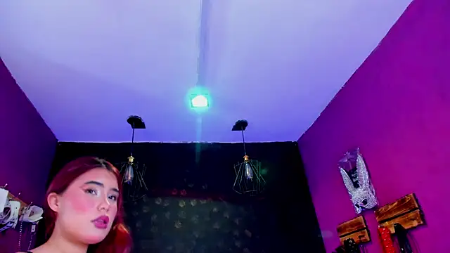 Alexa Slave online show from May 20, 7:44 pm