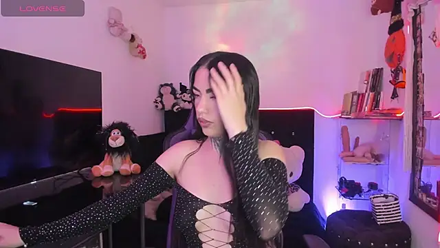 Alice ch1 online show from December 18, 7:40 pm