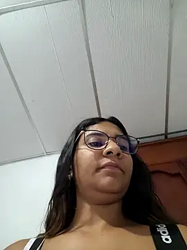 Sofythom1 online show from May 29, 1:58 am
