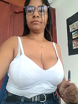 Sofythom1 online show from May 10, 8:44 pm